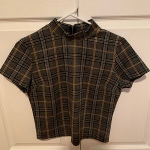 Cute Forever 21 Mock Neck top Brand New